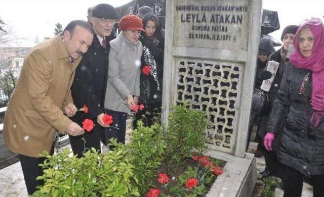 Leyla Atakan Ve Arkadaşları Mezarı Başında Anıldı