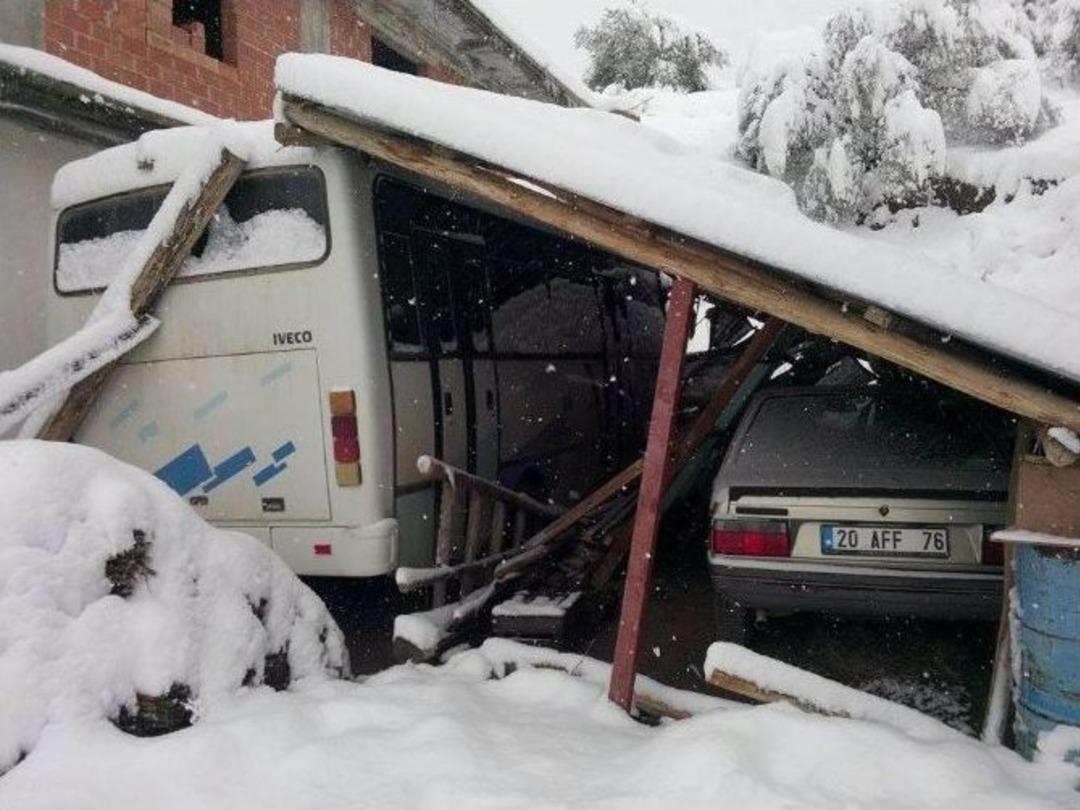 Sarıg&ouml;l&rsquo;de Taşımalı Eğitime Kar Molası