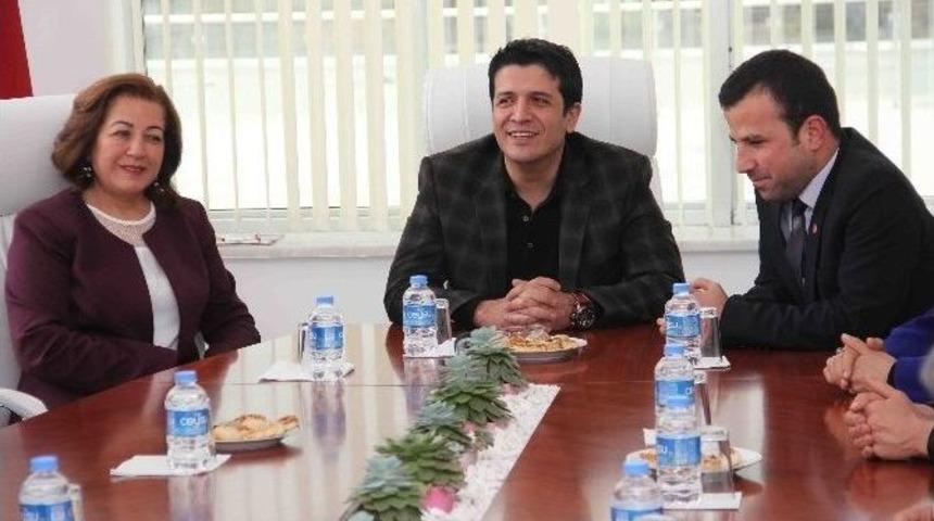 Chp Döşemealtı Teşkilatı Başkan Genç’i Ziyaret Etti