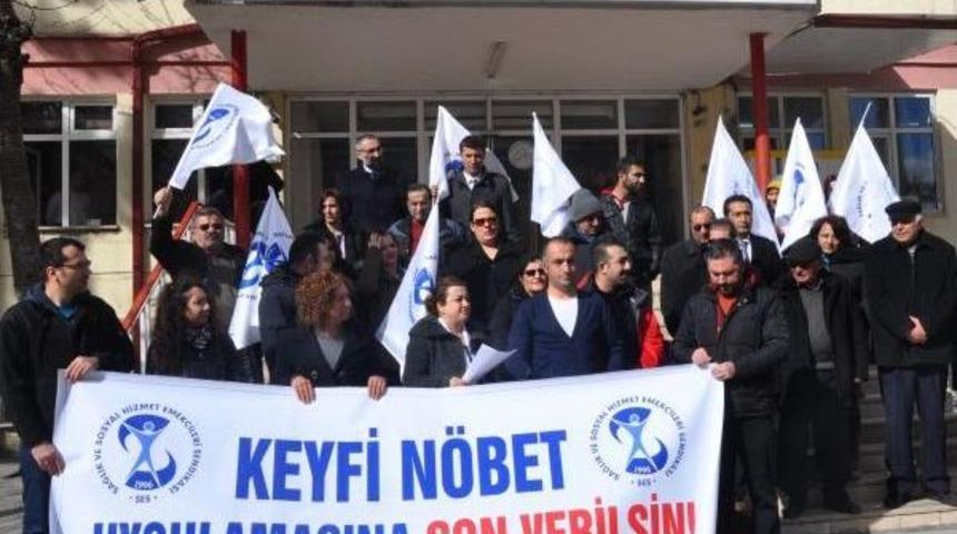 Sivas'ta Aile Hekimleri Iş Bıraktı