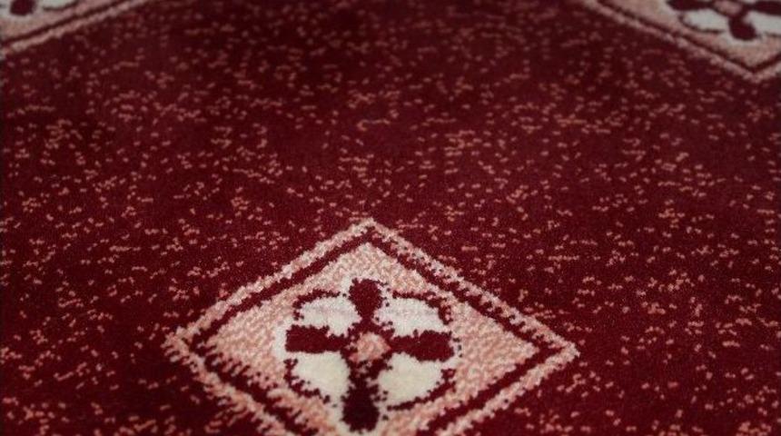 Cami Halısında Ha&ccedil; Deseni İddiası