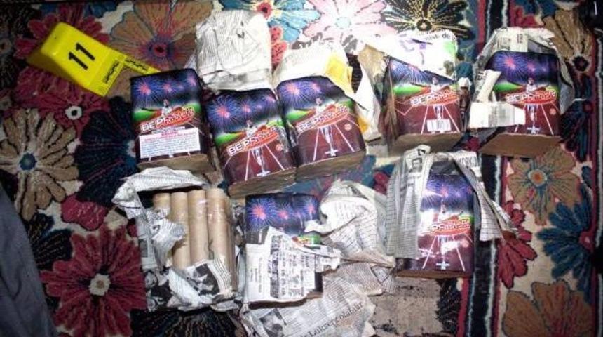 Diyarbakır'da Bomba Yapımında Kullanılan Malzeme Ele Ge&ccedil;ti