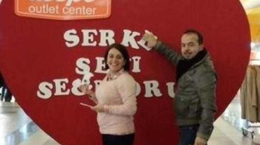 Romantik &Ccedil;iftler İ&ccedil;in &ldquo;deepo Sevgi Koltuğu&rdquo;