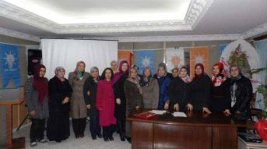 Ak Parti Korkuteli Kadın Kollarında G&ouml;rev Dağılımı Yapıldı