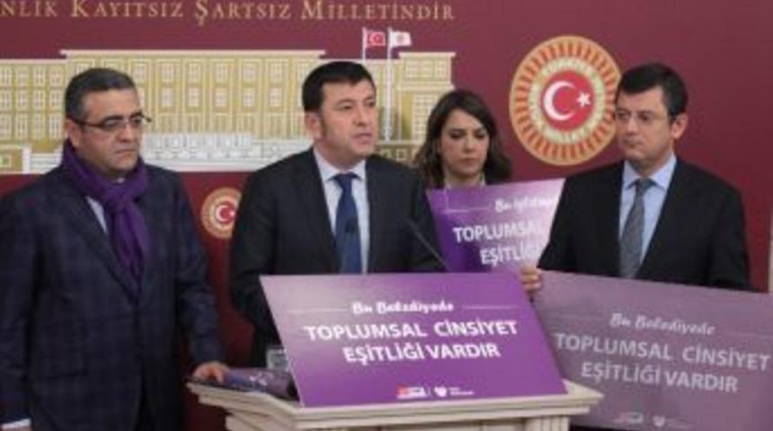 Chp&rsquo;li Belediyelere Mor Bayrak Projesi