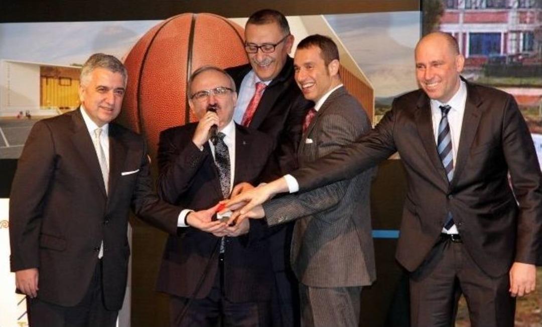 Tofaş&rsquo;tan Avrupa Standartlarında Spor Tesisi