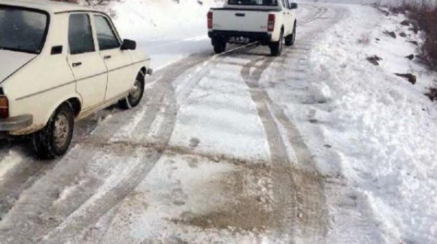 Manisa'da Yoğun Kar Mesaisi