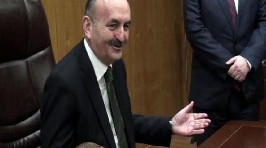 Bakan M&uuml;ezzinoğlu: Bir Ve Beraber Olma Ruhuna Ihtiyacımız Var (2)