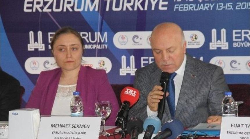 Erzurum&rsquo;da &ldquo;kısa Kulvar S&uuml;rat Pateni D&uuml;nya Kupası&rdquo; Yarışları Heyecanı