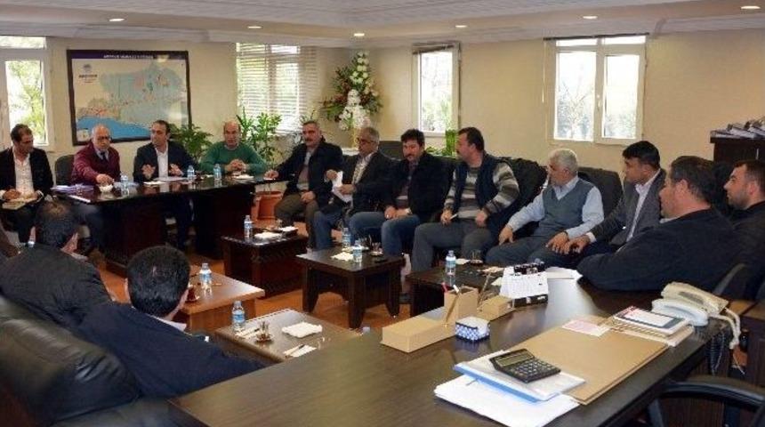 Akdeniz Belediyesi Yetkilileri Muhtarları Dinliyor