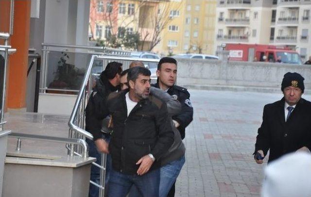 Polis 7 Saat Sonra Rehine Kadını Operasyonla Kurtardı