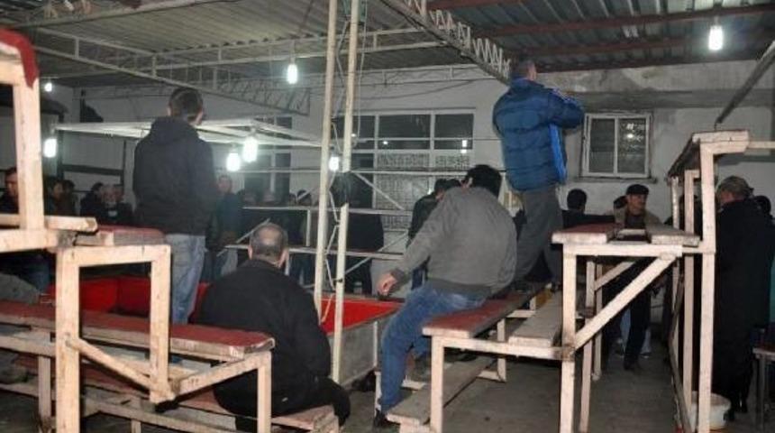 Turgutlu'da Horoz D&ouml;v&uuml;ş&uuml; Baskınına 68 G&ouml;zaltı