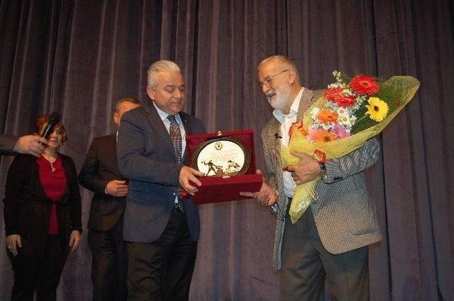 &Uuml;nl&uuml; Ekonomist Deniz G&ouml;k&ccedil;e &Ccedil;aycumalılarla Buluştu 1