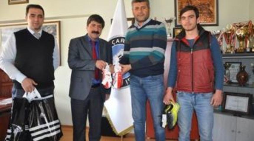 Başkan &Ouml;zt&uuml;rk Spor Ve Sporcuya Destek Vermeye Devam Ediyor