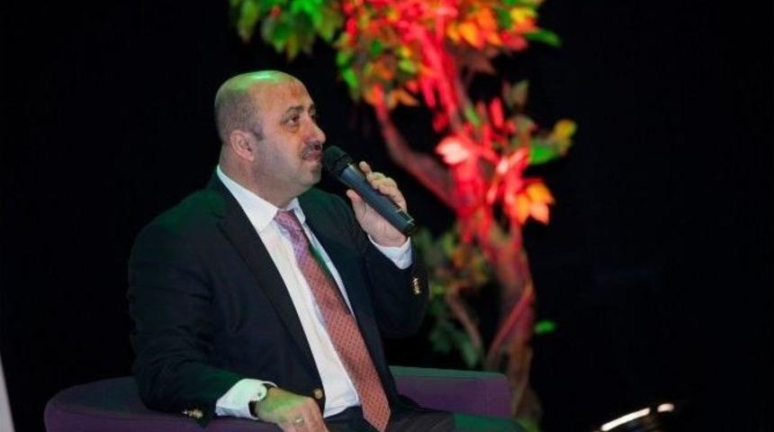 &Ouml;mer D&ouml;ngeloğlu: &ldquo;bir M&uuml;sl&uuml;manın Peygamberi Sevmesi İmanındandır&rdquo;