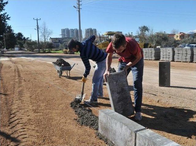 Kepez’de 100 Bin Metrekarelik Kaldırım Çalışması Başladı