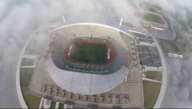 Zemini 90 Derece Çevrilmesi Planlanan Ve Tribünlerin Yükseltilmesi Gündemden Olan Stadyumu Havadan Görüntüledik