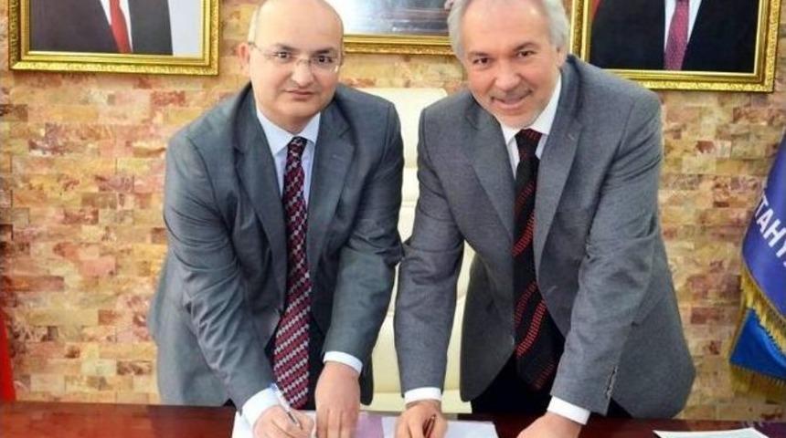 K&uuml;tahya&rsquo;da 151 Kişi 3 Ay S&uuml;reyle Toplum Yararına &Ccedil;alışacak