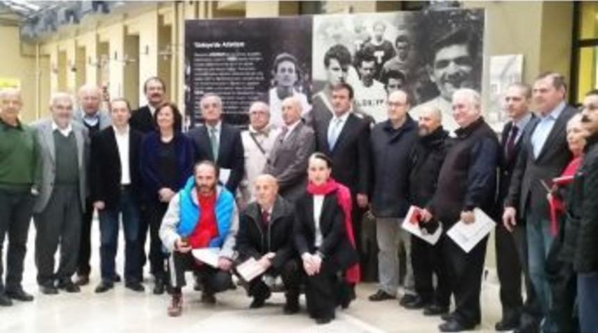 T&uuml;rkiye Atletizm Eğitim Ve Yardımlaşma Vakfı İstanbul&rsquo;da Atletizm Forumu D&uuml;zenledi