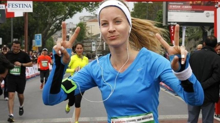İstanbul Yarı Maratonu&rsquo;nda İlk Kez Bayrak Yarışı D&uuml;zenlenecek