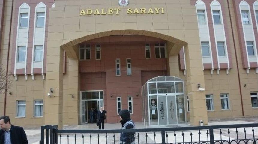 Gizem&rsquo;in Katiline Ağırlaştırılmış M&uuml;ebbet