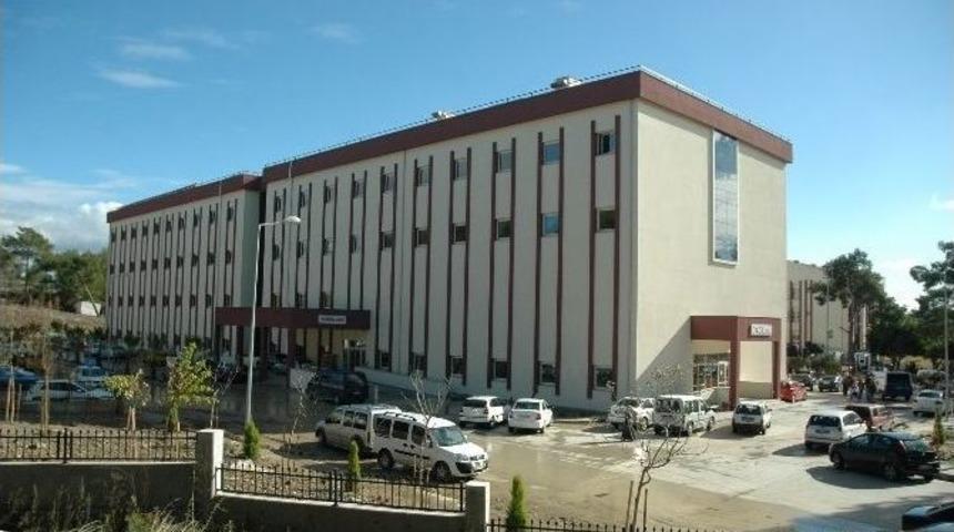 Devlet Hastanesi Ek Binasını Başbakan Davutoğlu Hizmete A&ccedil;acak