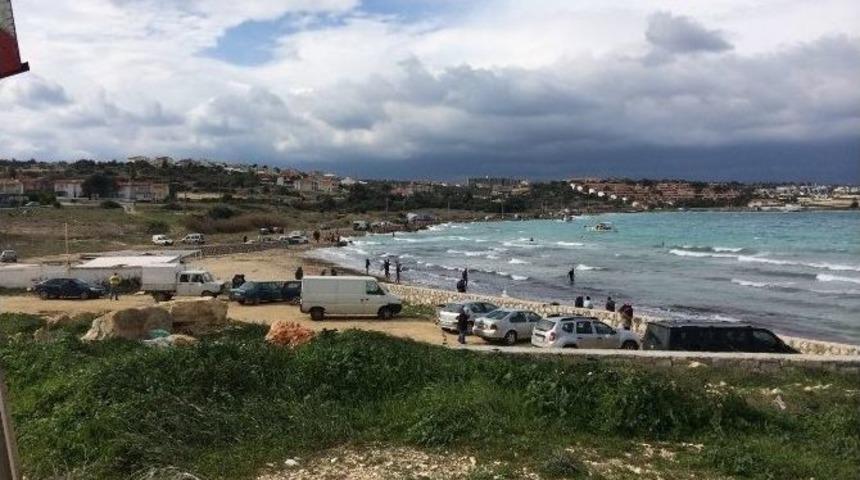 (&ouml;zel Haber) Fırtına Balık &Ccedil;iftliğini Vurdu, Vatandaş Bayram Etti