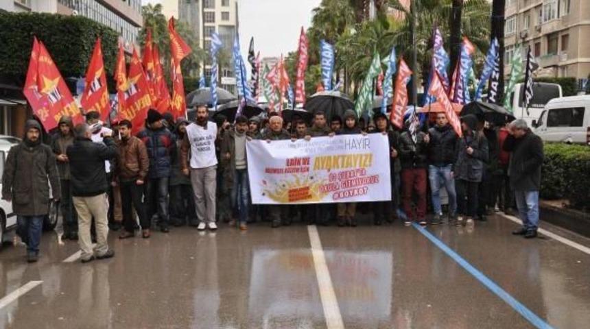 Adana'da 'laik Ve Bilimsel Eğitim' Y&uuml;r&uuml;y&uuml;ş&uuml;