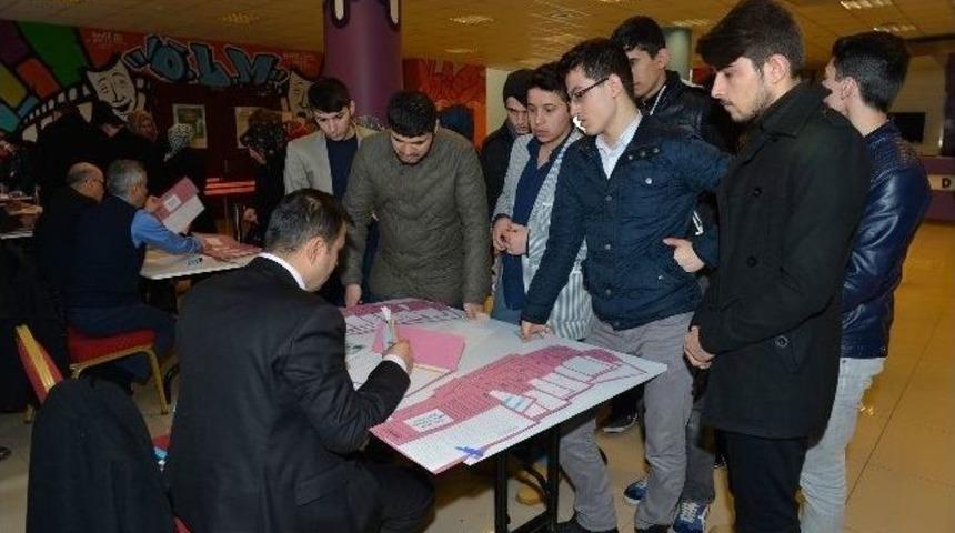 &Uuml;sk&uuml;dar Belediyesi&rsquo;nden 6 Bin &Ouml;ğrenciye Burs