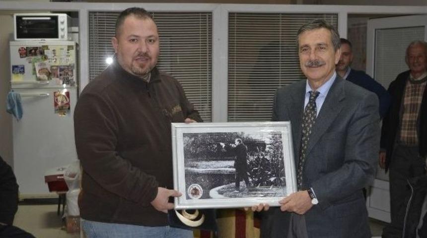 Başkan Ata&ccedil;, Avcılarla Bir Araya Geldi