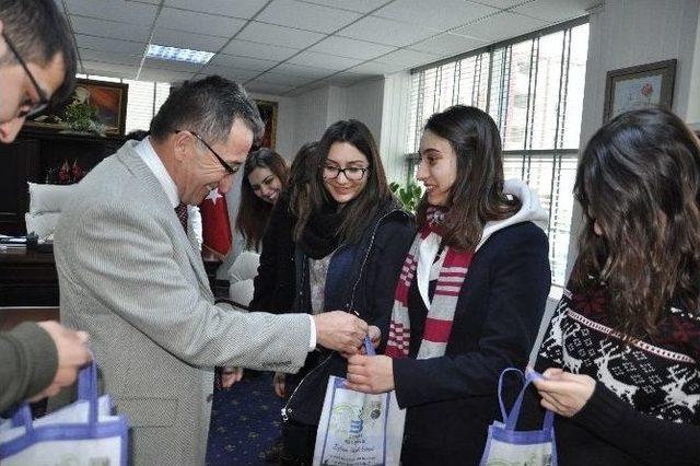 İstanbul Üniversitesi Cerrahpaşa Tıp Fakültesi Fotoğrafçılık Kulübü (cefod) Edremit’i Fotoğraflıyor