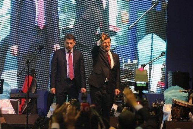 Başbakan Davutoğlu, Ak Parti Sivas İl Kongresi’nde Konuştu