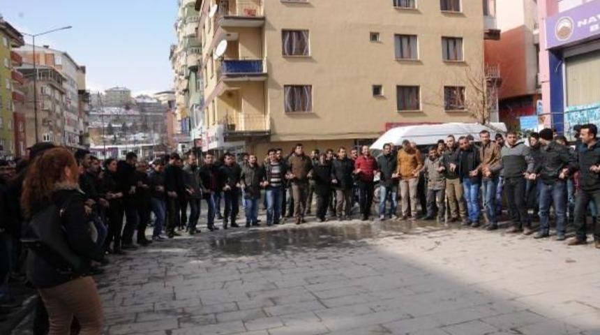 Van Ve Hakkari'de, 'laik, Bilimsel, Anadilde Eğitim' Y&uuml;r&uuml;y&uuml;ş&uuml;