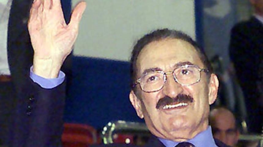 Ecevit Cumartesi g&uuml;n&uuml; defnedilecek