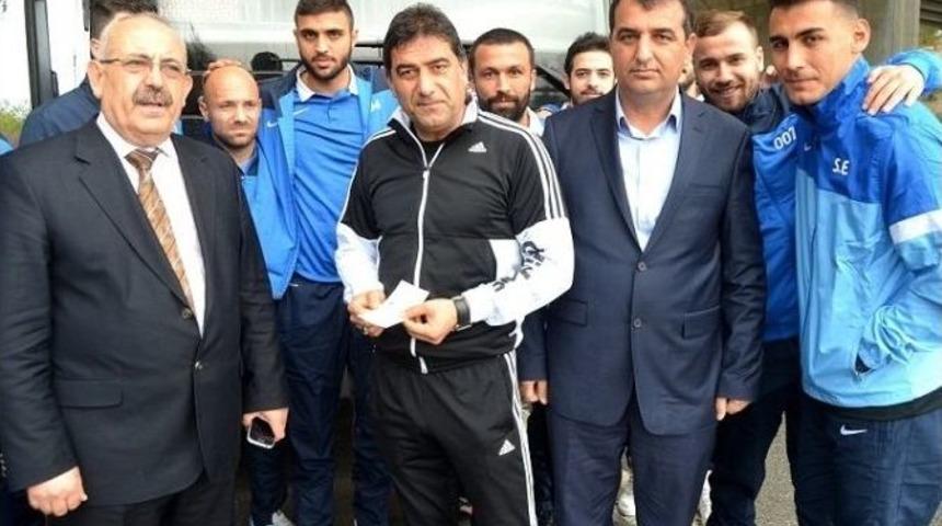 Adana Demirspor’dan Ermenek’e Destek