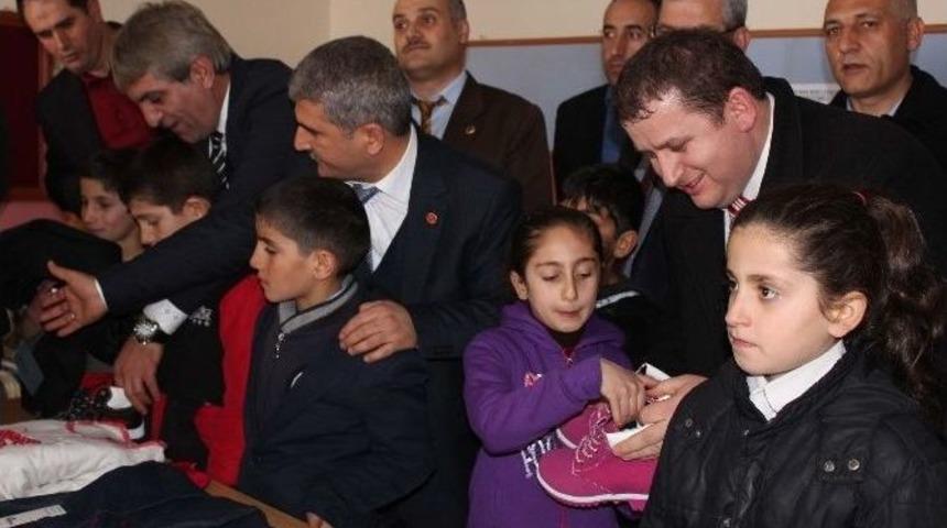 İstanbullu Muhtarlardan Sungu’ya Yardım