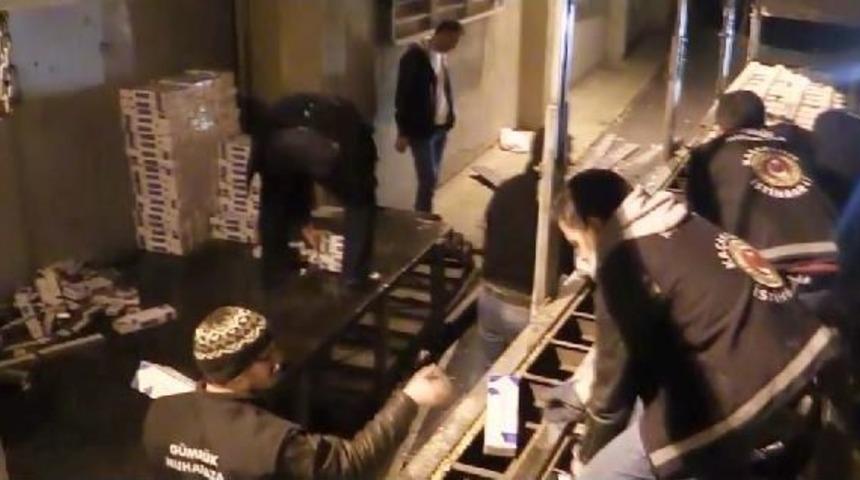 Sakarya'da 395 Bin Tl'lik Ka&ccedil;ak Sigara Ve Puro Ele Ge&ccedil;irdi