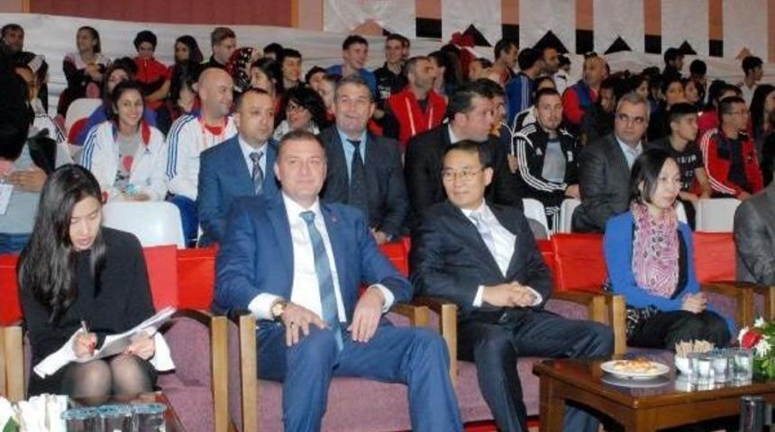 Turkish Open Tekvando Şampiyonası Başladı