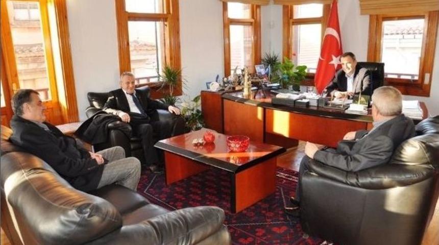 İsmail Aynur&rsquo;dan Başkan Gen&ccedil;er&rsquo;e Ziyaret