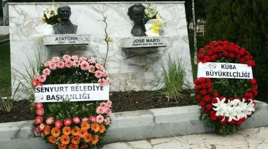 Jose Marti B&uuml;st&uuml; Yenileniyor