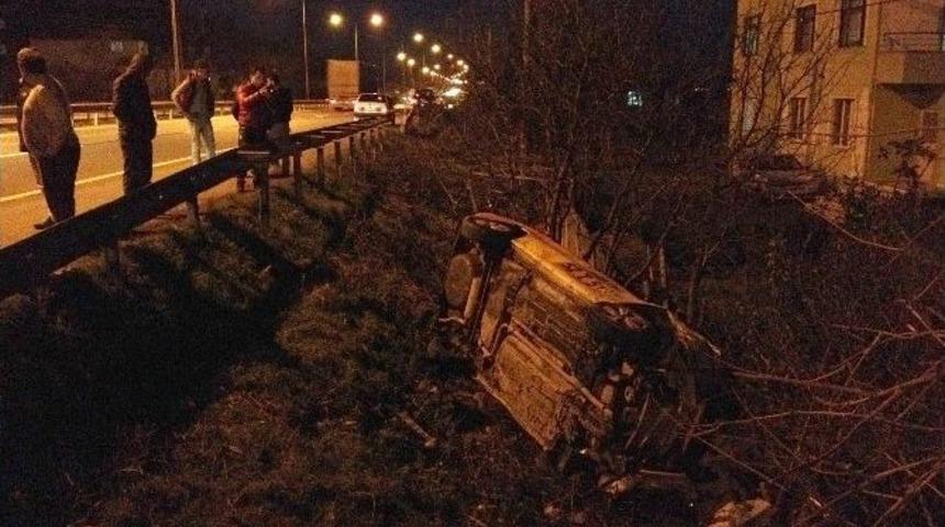 Otomobil Takla Attı: 2 Yaralı