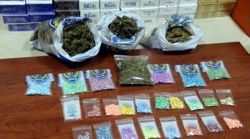 Aydın Polisi Uyuşturucu Ve Ka&ccedil;ak Sigaraya Ge&ccedil;it Vermedi