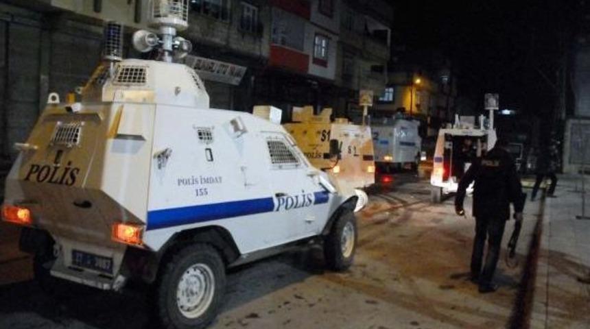 Gaziantep&rsquo;Te Izinsiz G&ouml;steriye Basın&ccedil;lı Su Ve Biber Gazlı M&uuml;dahale