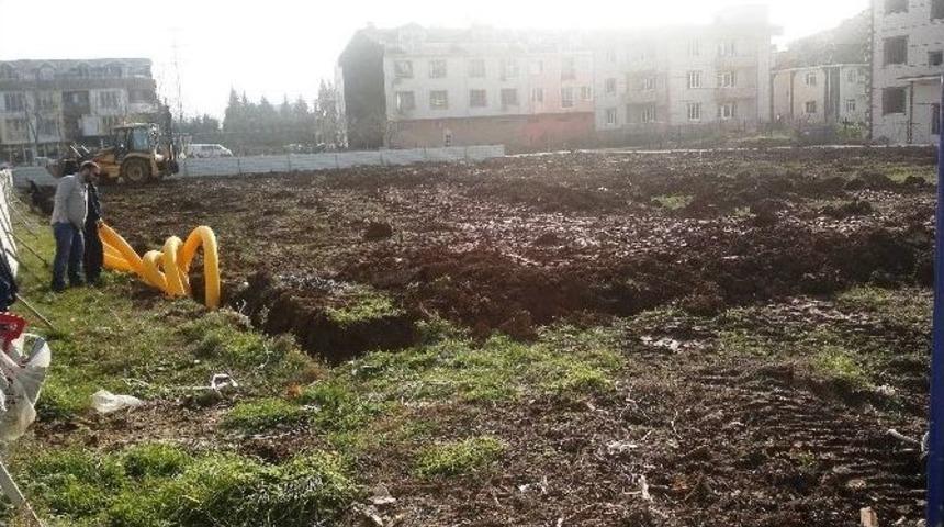 İzmit&rsquo;te Spor Sahası Seferberliği