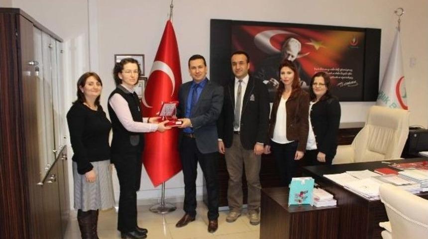 Şişmanlığa Karşı Otob&uuml;sten Birka&ccedil; Durak &Ouml;nce İnin