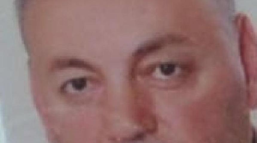 Kamyonetin Altında Kaldı