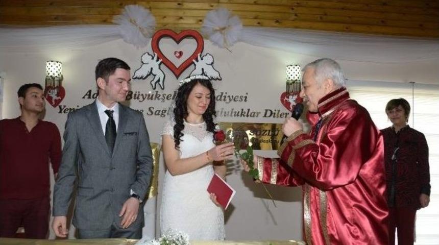 Sevgililer G&uuml;n&uuml;&rsquo;ne &Ouml;zel B&uuml;y&uuml;kşehir Nikahı