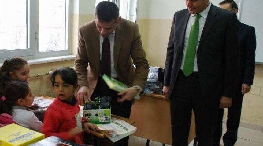Şahinbey Kaymakamı, Suriyeli &Ouml;ğrencileri Ziyaret Etti