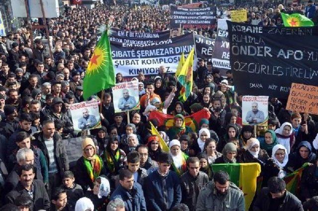 Hakkari'de Öcalan Yürüyüşü(2)