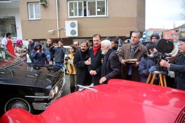 Yeşilçam'ın Ünlüleri 14 Şubat Sevgililer Gününde  Kadıköy'de Biraraya Geldi